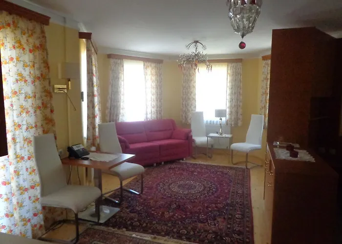 Hans Mauracher Schloessl