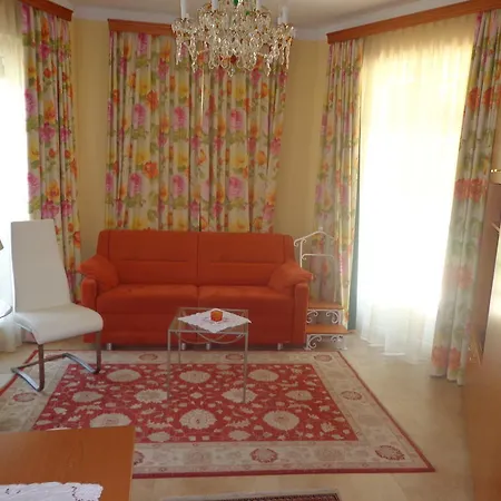 Апарт-отель Hans Mauracher Schlossl 4*