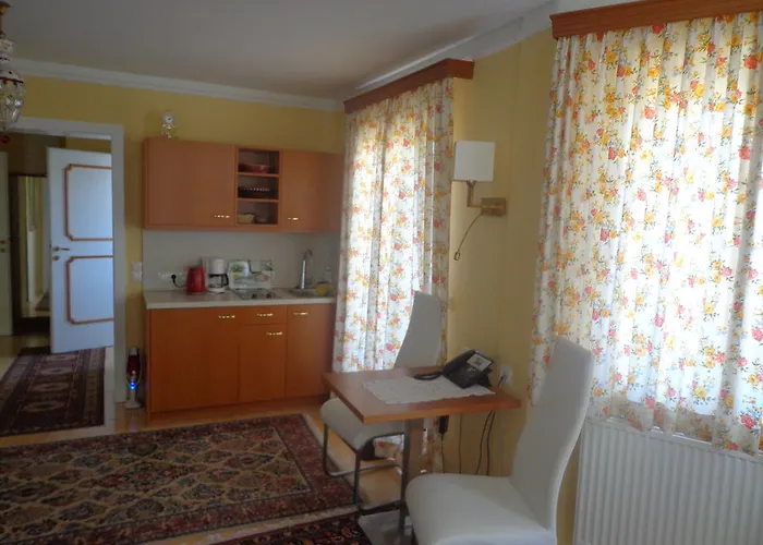 Hans Mauracher Schloessl غراتس